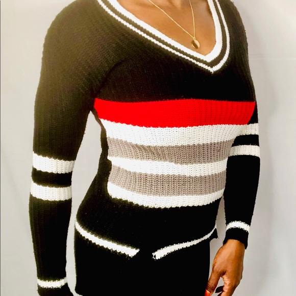 Brand:No Comment-Women’s Ribbed V-Neck Sweater - Picture 2 of 4